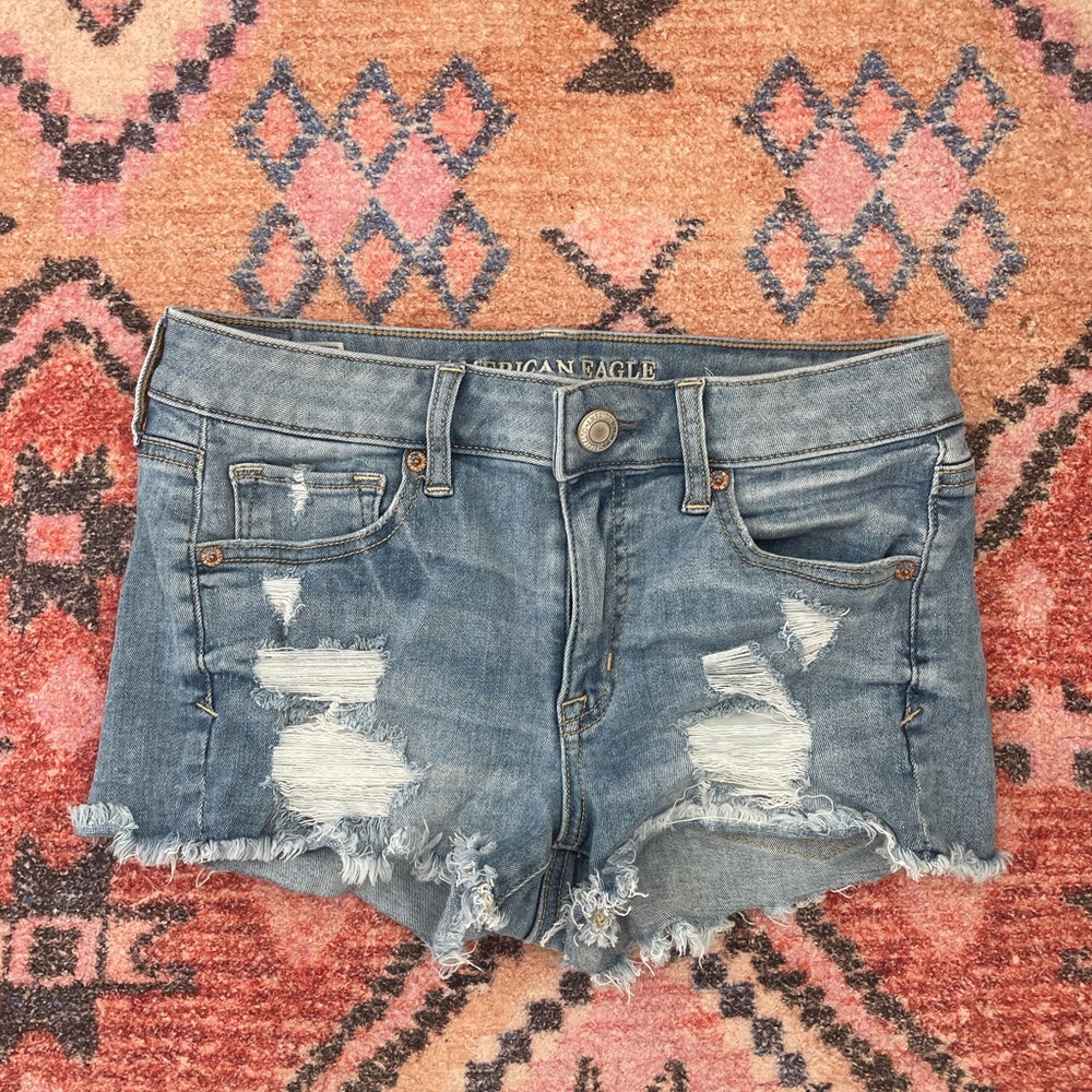American eagle “shortie” shorts